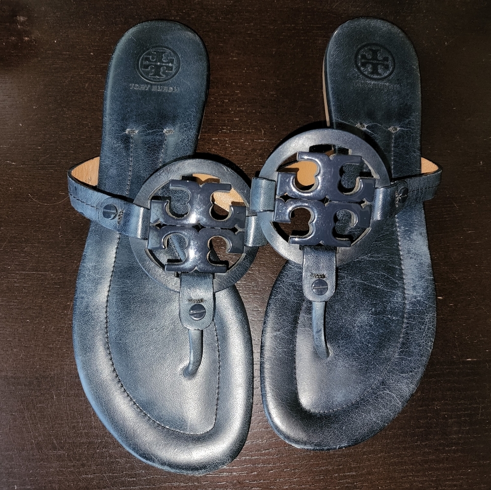 Tory Burch sandles size 8.5  navy blue